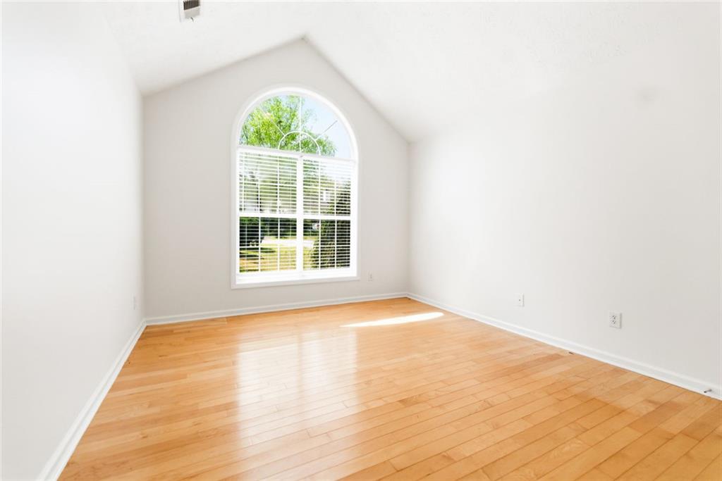 100 Jackson Bluff Court