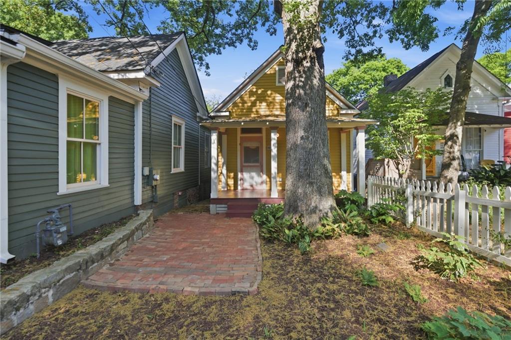 169 Powell Street SE