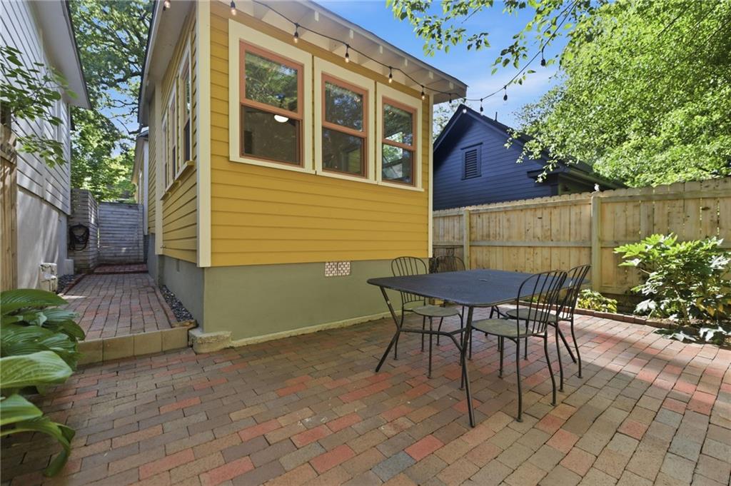 169 Powell Street SE