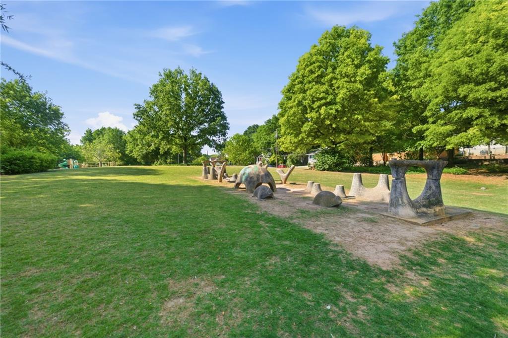 169 Powell Street SE