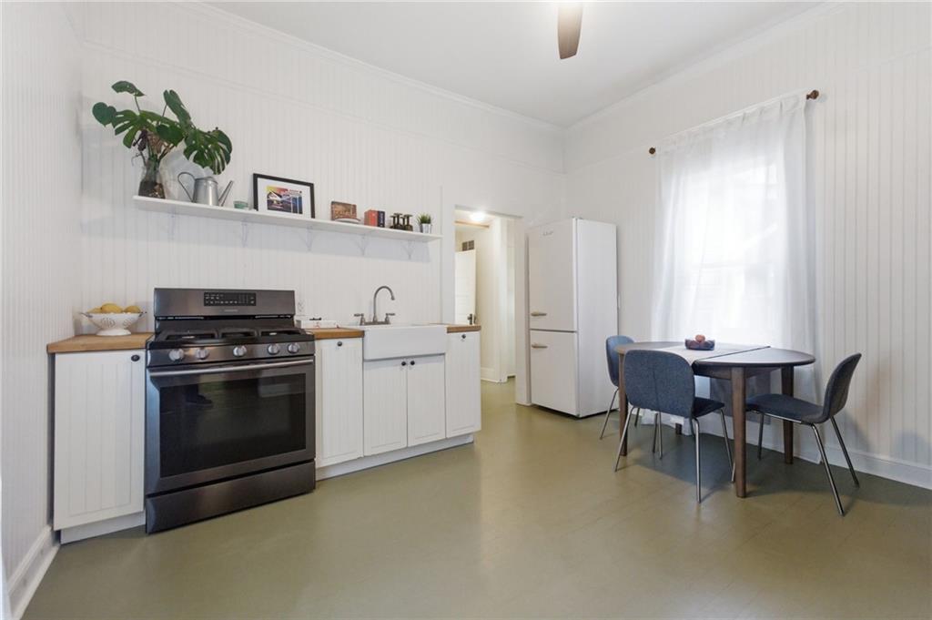 169 Powell Street SE