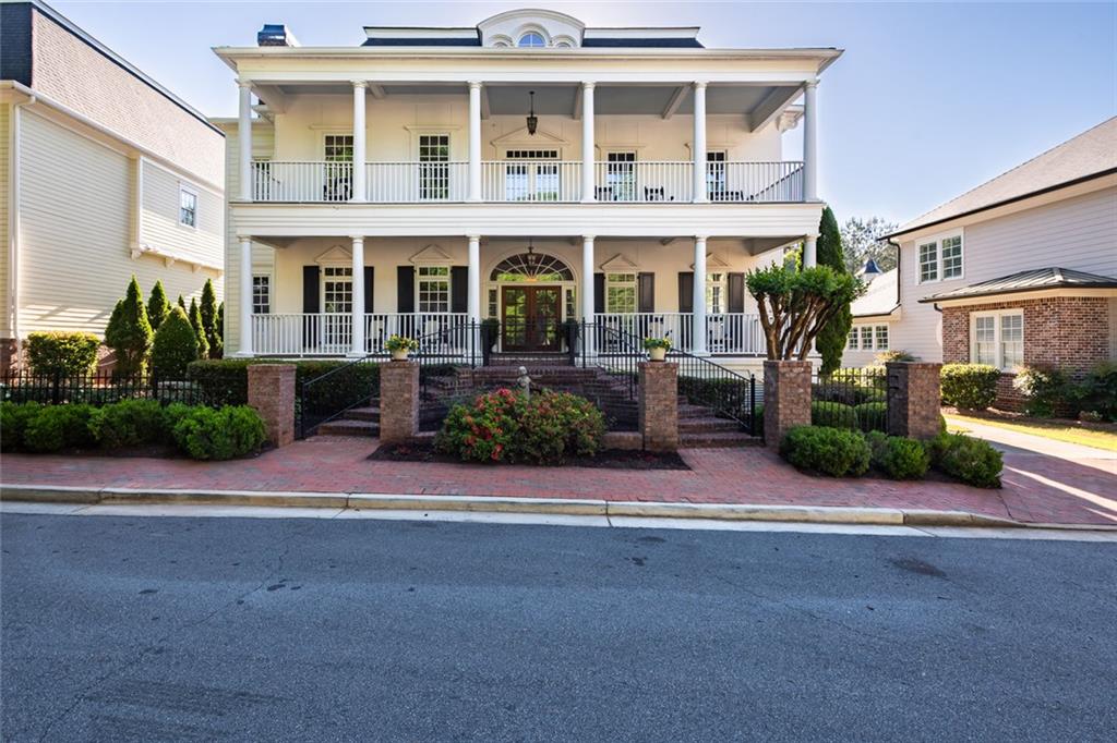 8108 Lawnview