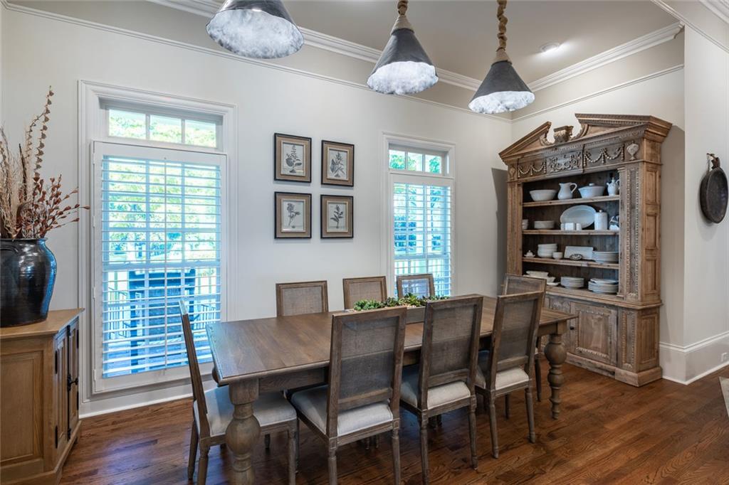 8108 Lawnview