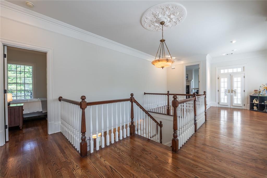 8108 Lawnview