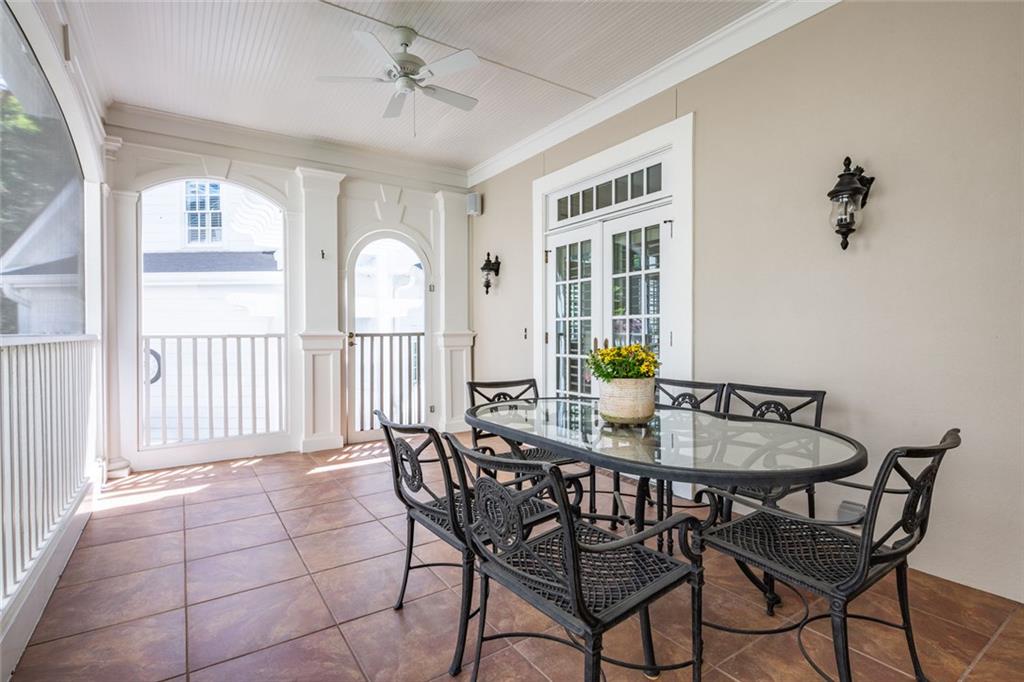 8108 Lawnview