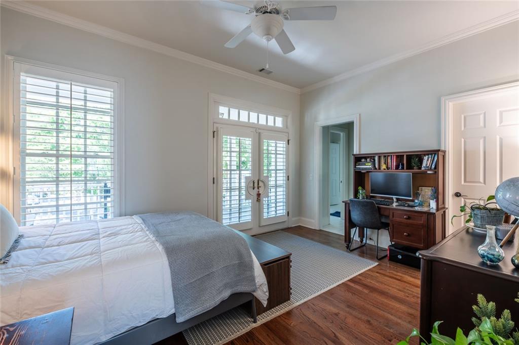 8108 Lawnview