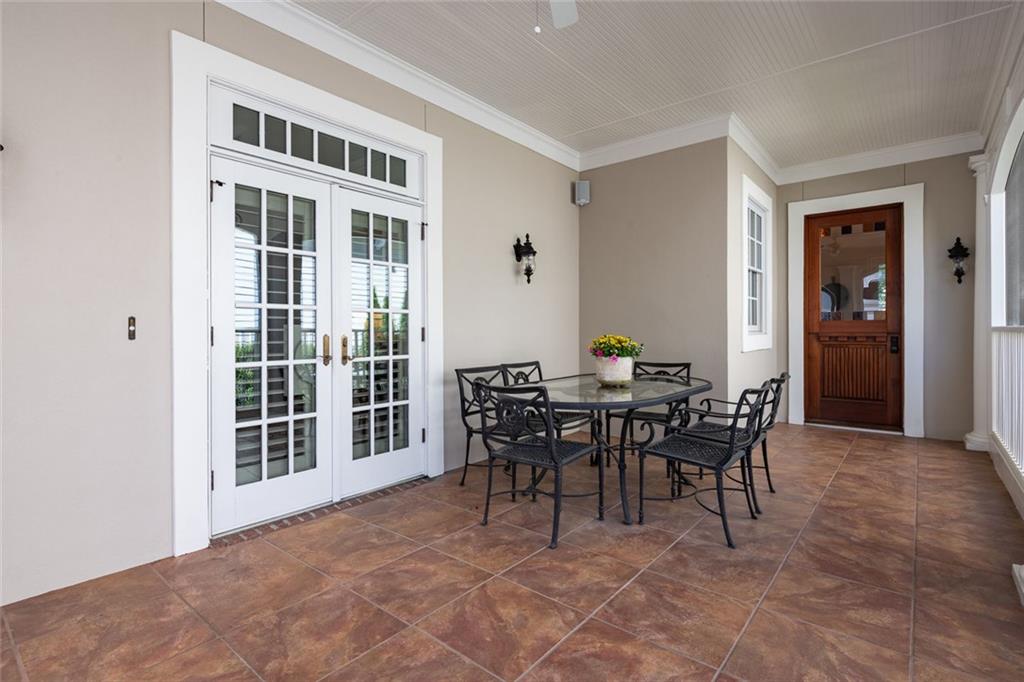 8108 Lawnview