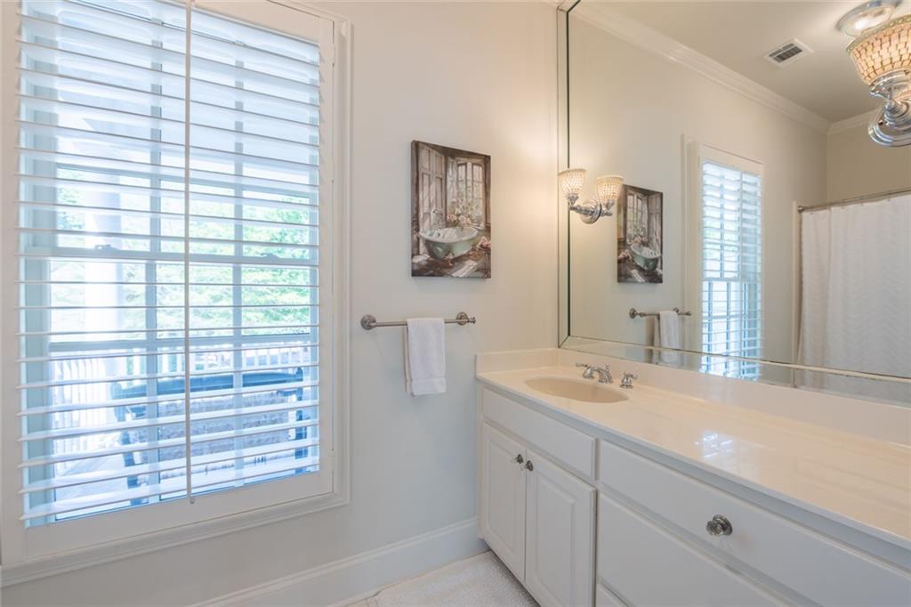 8108 Lawnview