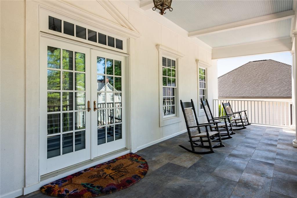 8108 Lawnview