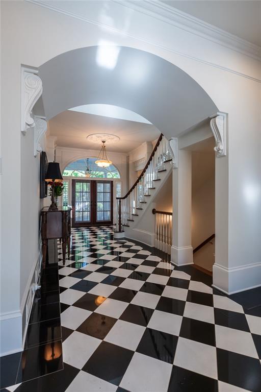 8108 Lawnview