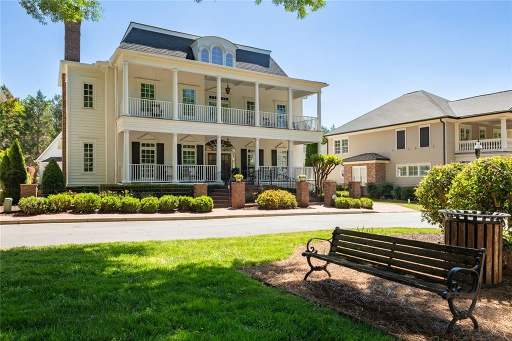 8108 Lawnview