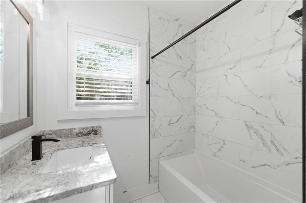 1589 Westhaven Drive SW