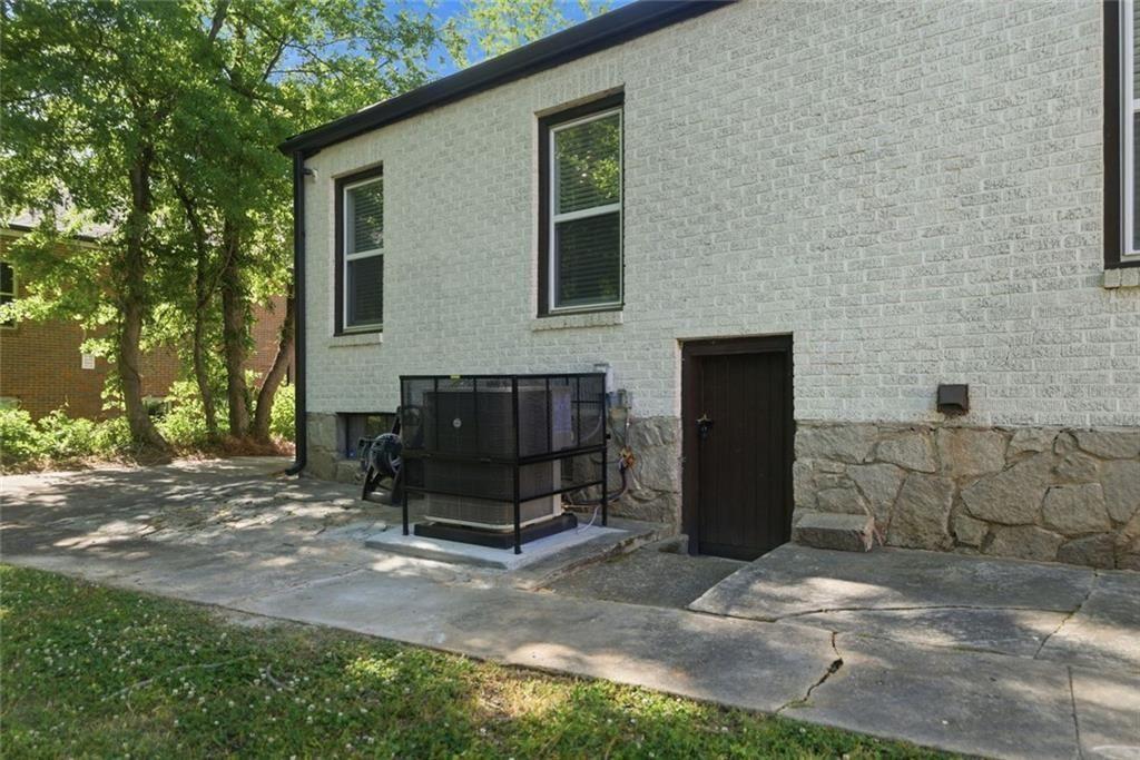 1589 Westhaven Drive SW