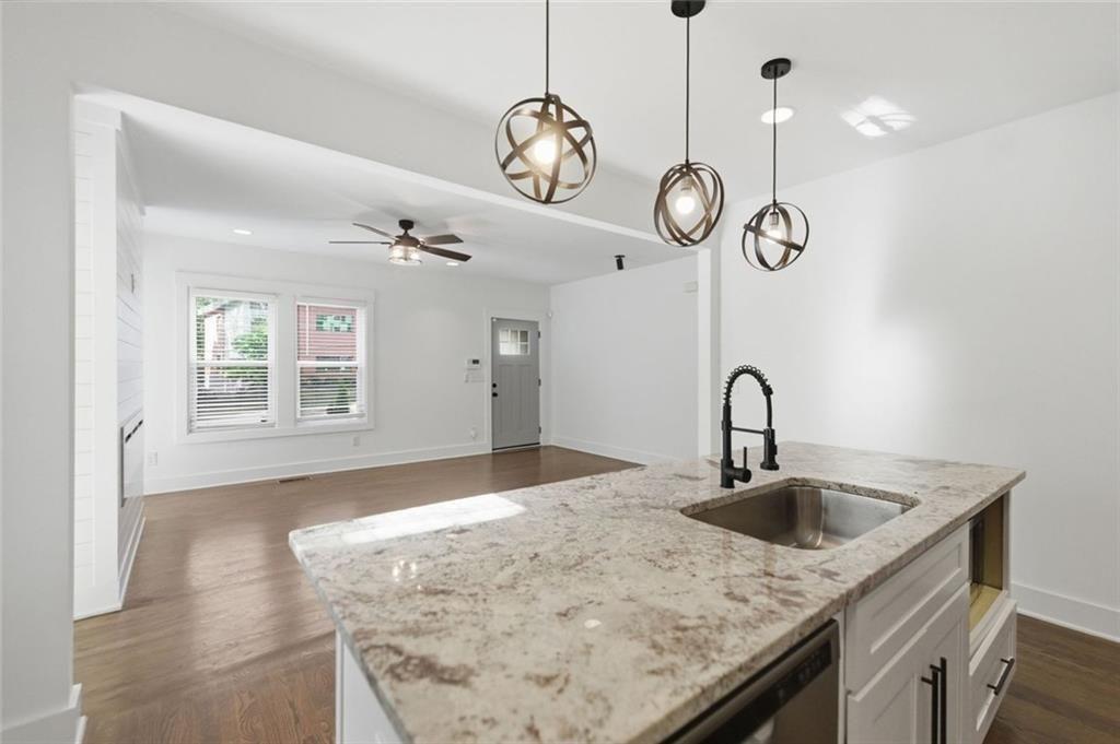 1589 Westhaven Drive SW