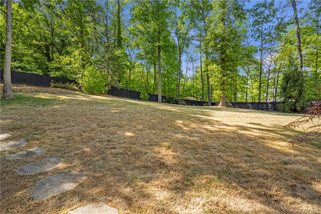 2632 Hawthorne Place NE