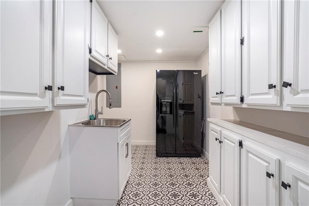 2632 Hawthorne Place NE