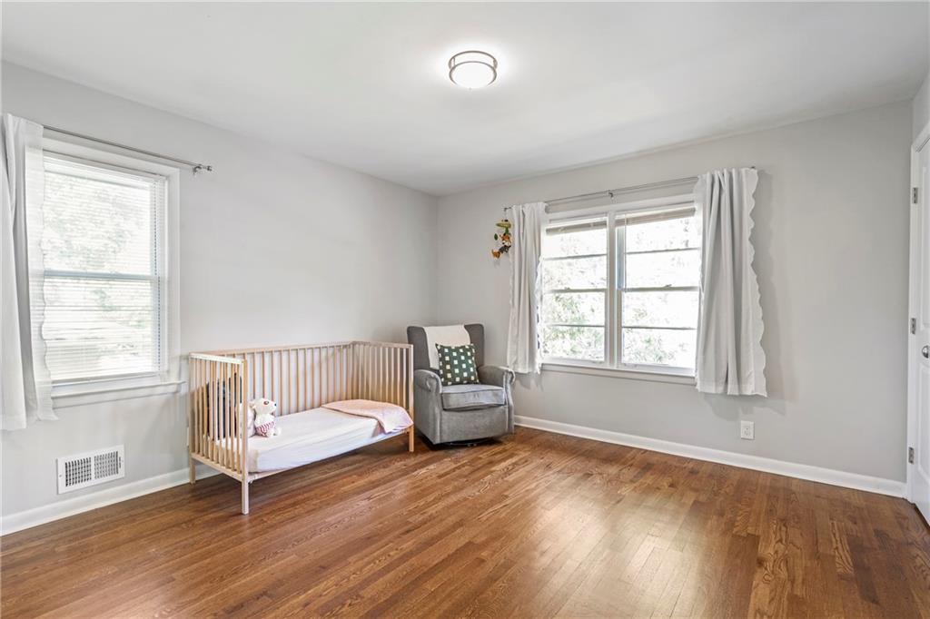 2632 Hawthorne Place NE