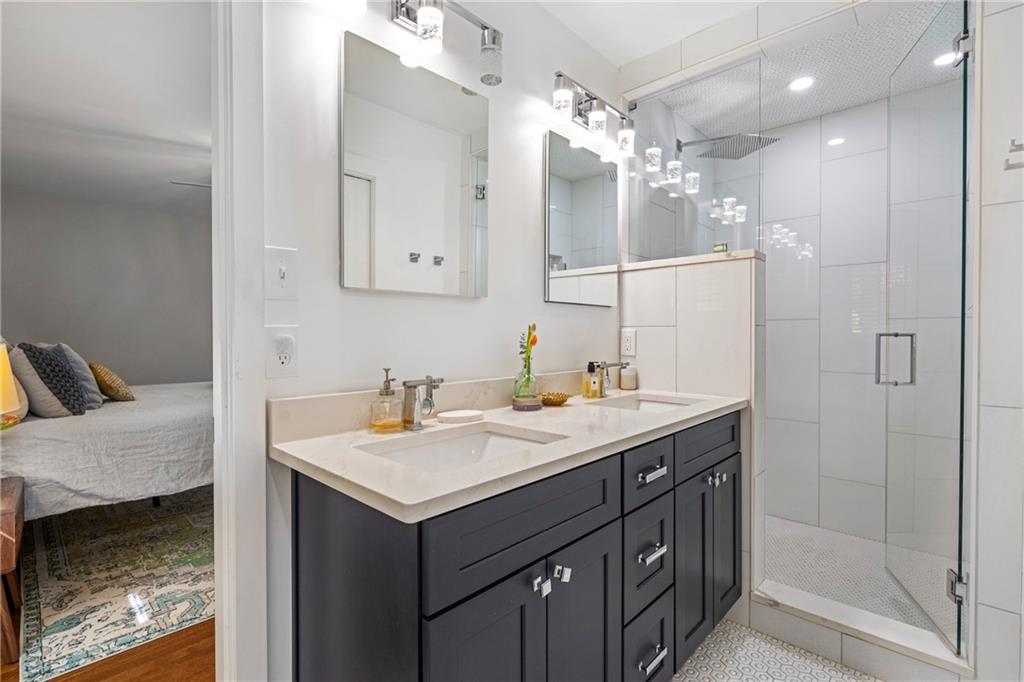 2632 Hawthorne Place NE