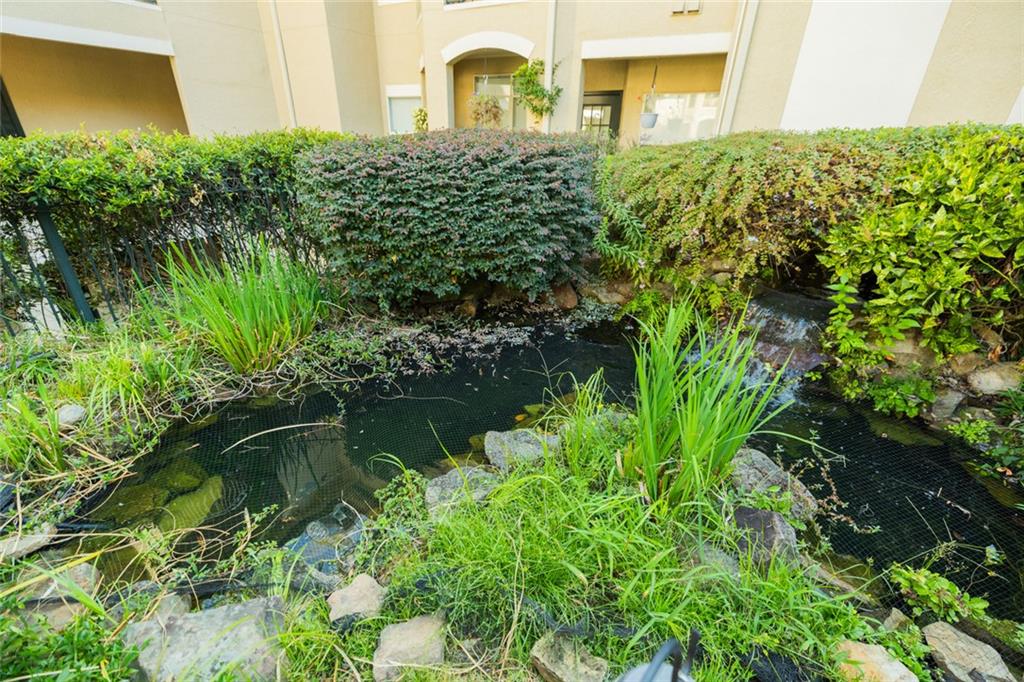 955 Juniper Street NE Unit 2315