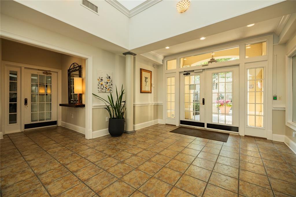 955 Juniper Street NE Unit 2315