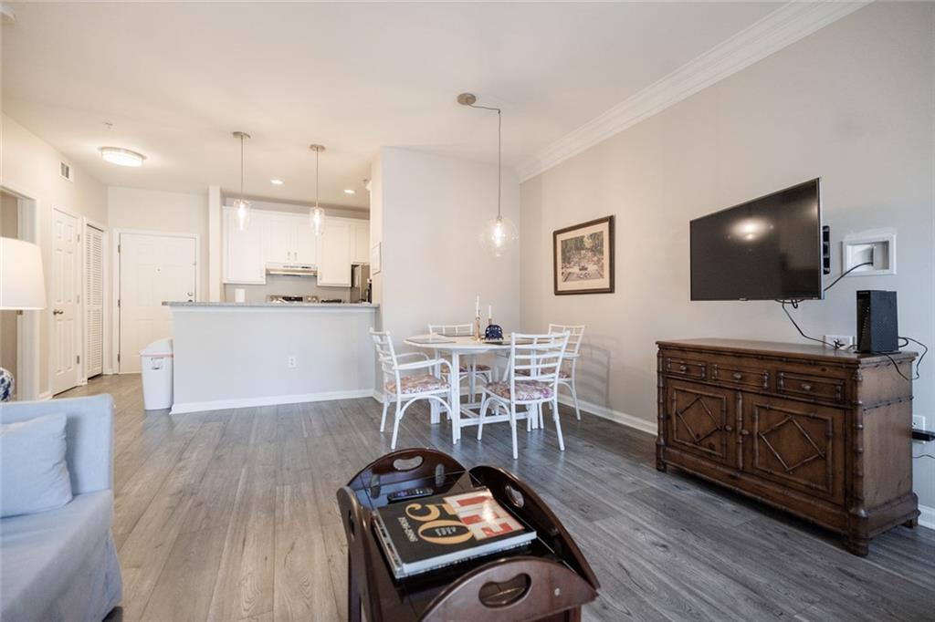 955 Juniper Street NE Unit 2315