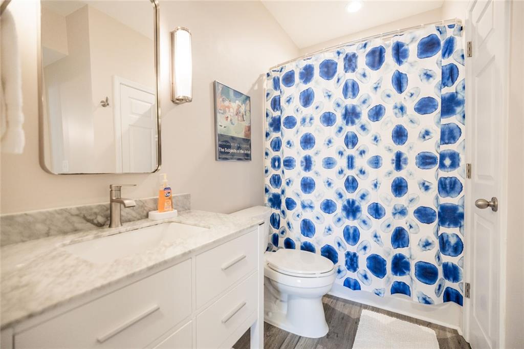 955 Juniper Street NE Unit 2315