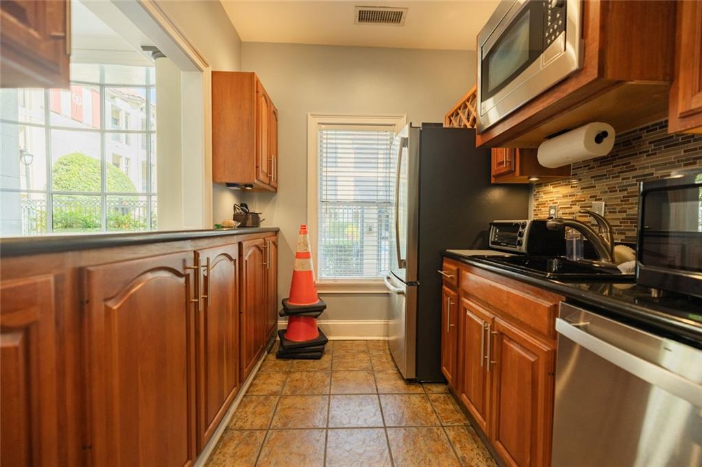 955 Juniper Street NE Unit 2315
