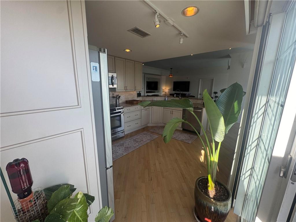 195 14th Street NE Unit PH206