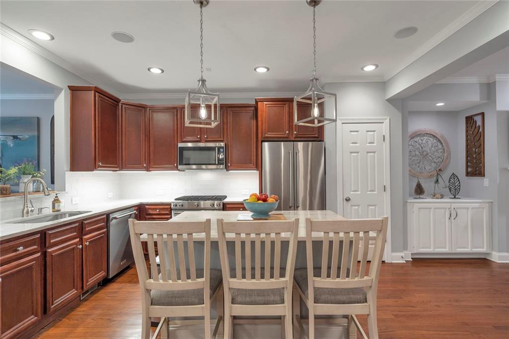 3344 Chestnut Woods Circle