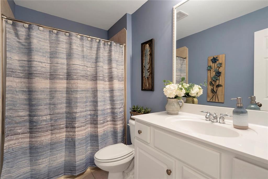 3344 Chestnut Woods Circle
