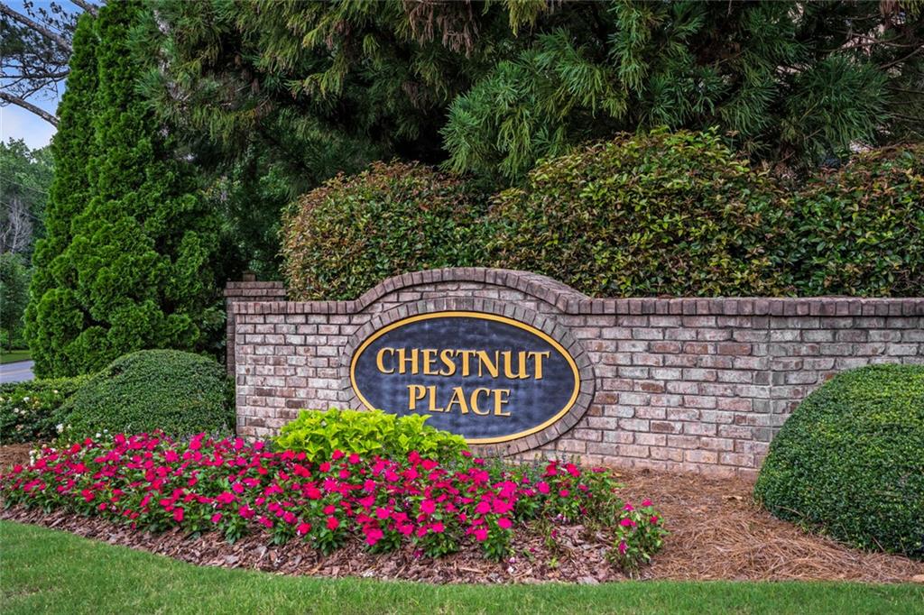 3344 Chestnut Woods Circle