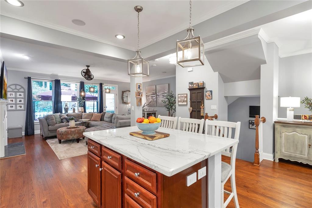 3344 Chestnut Woods Circle