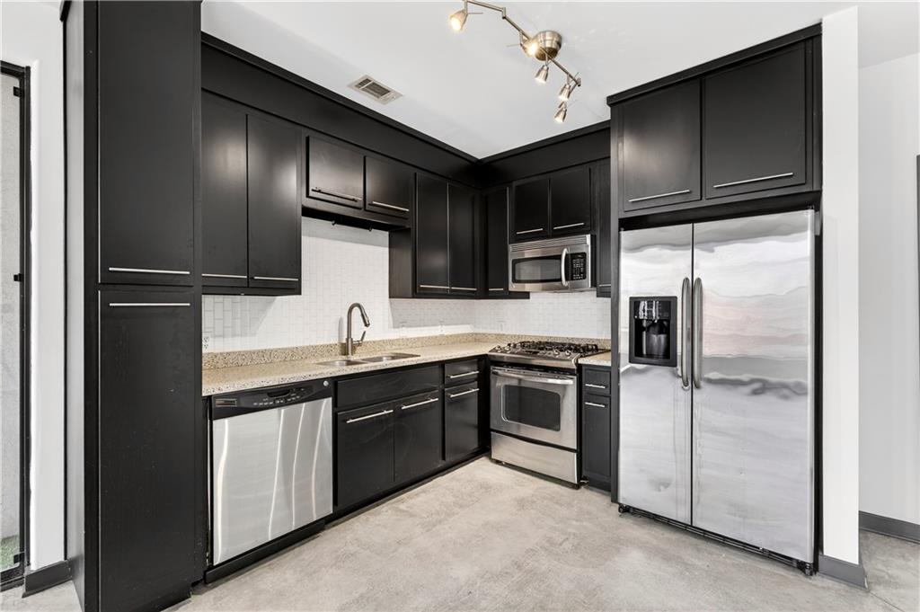 972 DEKALB Avenue NE Unit 202