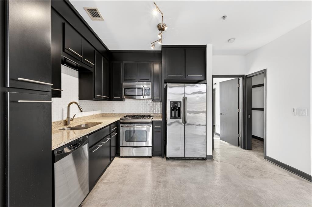 972 DEKALB Avenue NE Unit 202