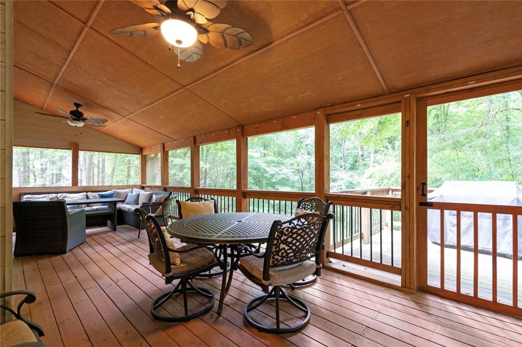 428 Morgan Falls Chase