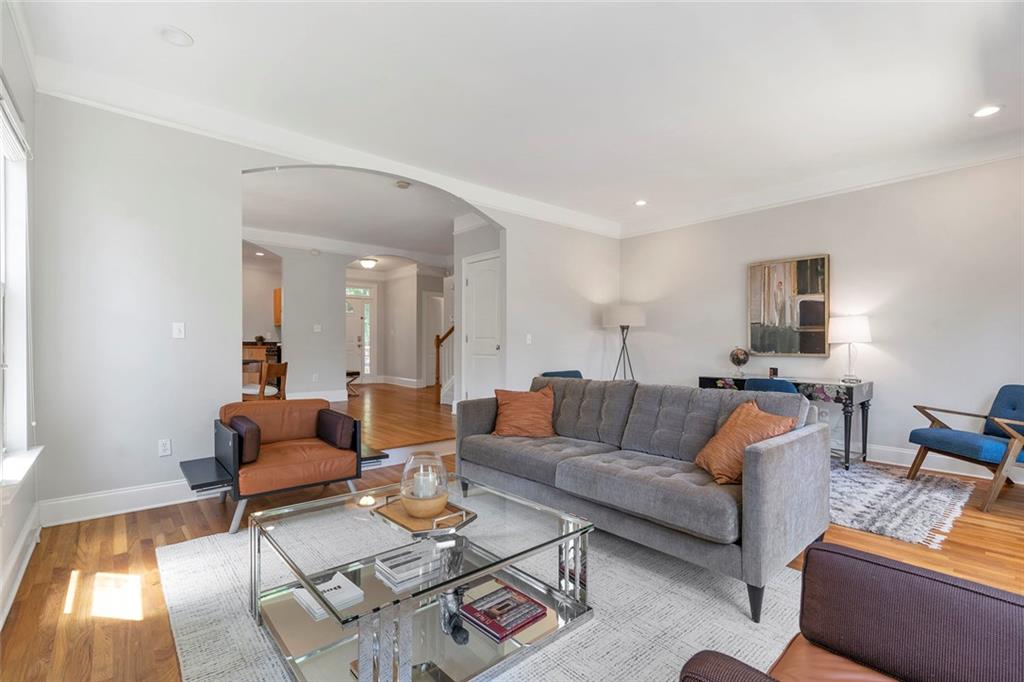 967 Victory Drive SW