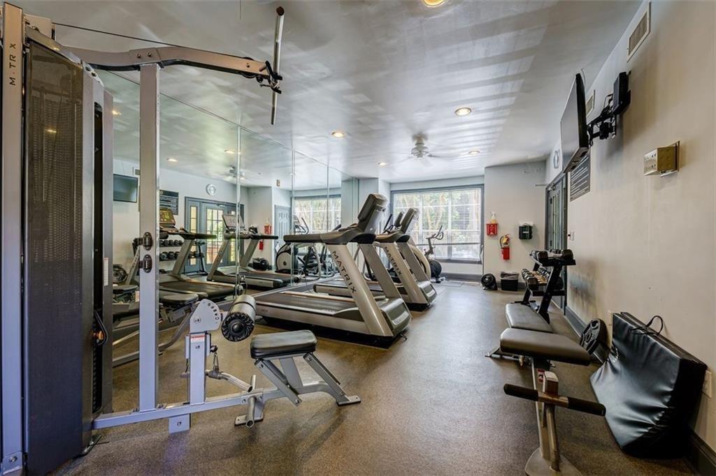 955 JUNIPER Street NE Unit 4027