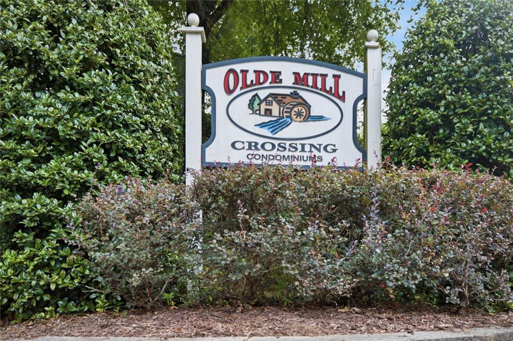 402 Olde Mill Lane Unit 402