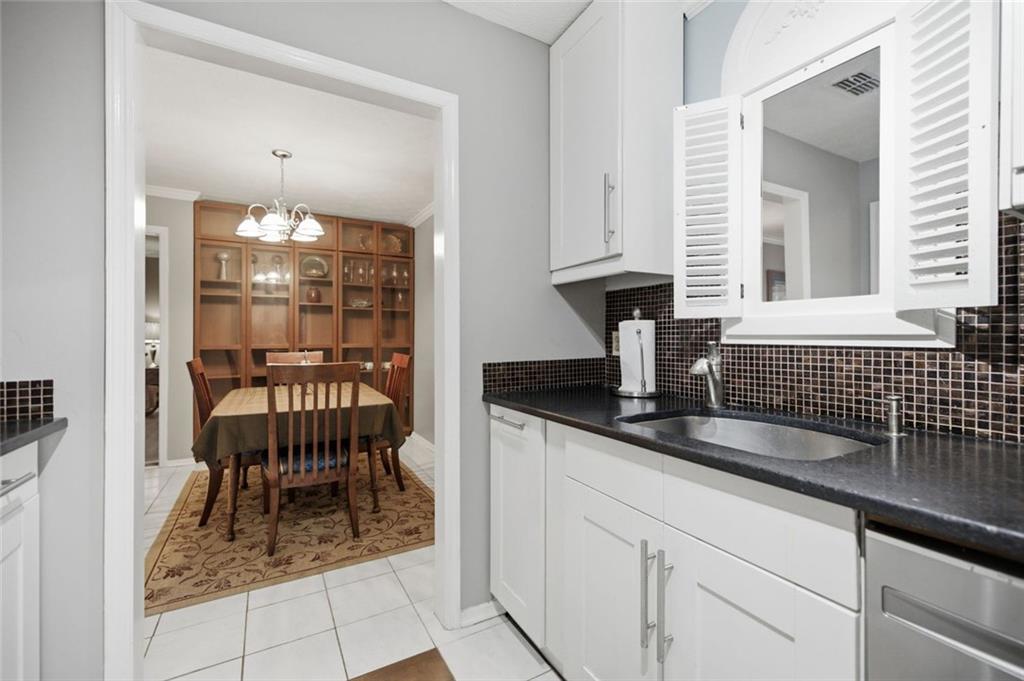 402 Olde Mill Lane Unit 402