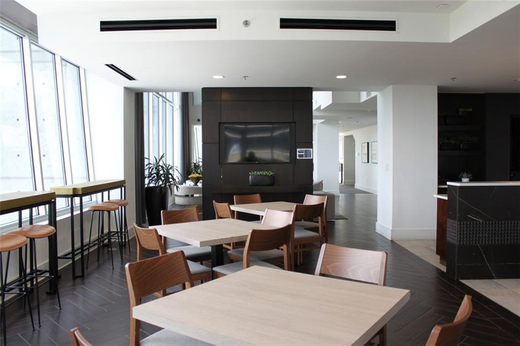 855 PEACHTREE Street NE Unit 3201