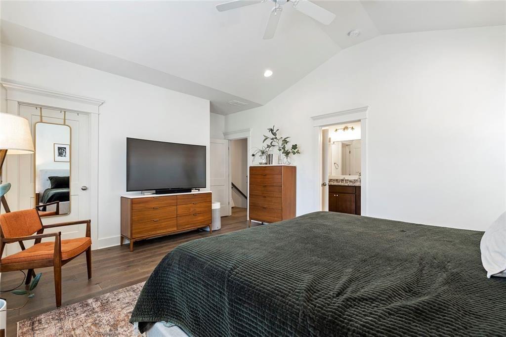 822 Grove Bend
