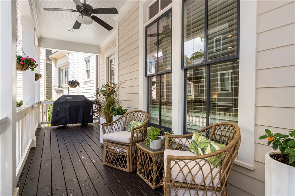 822 Grove Bend