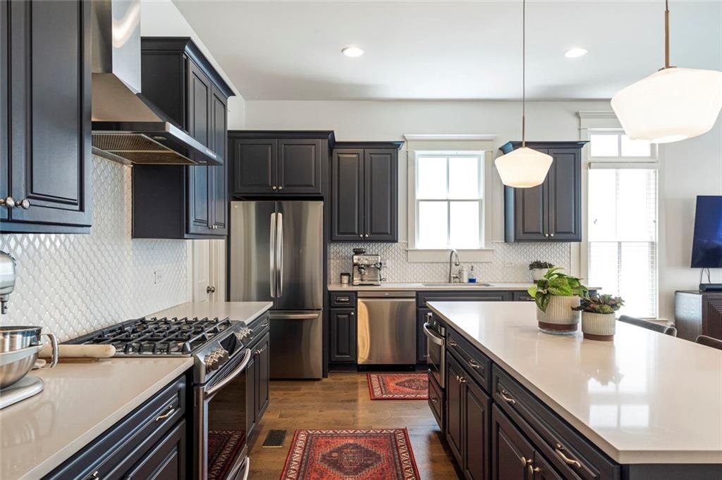 822 Grove Bend