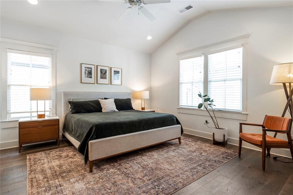 822 Grove Bend