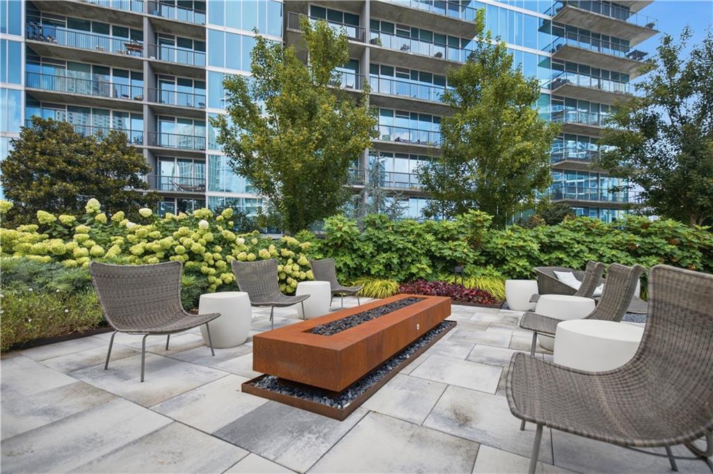 1080 Peachtree Street NE Unit 1212