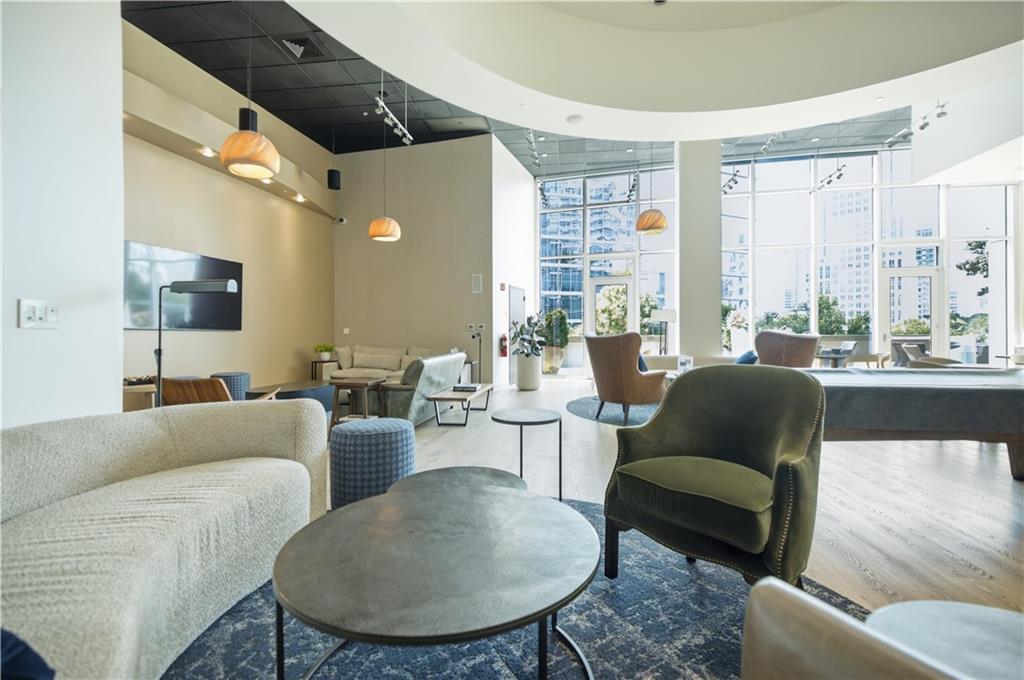 1080 Peachtree Street NE Unit 1212
