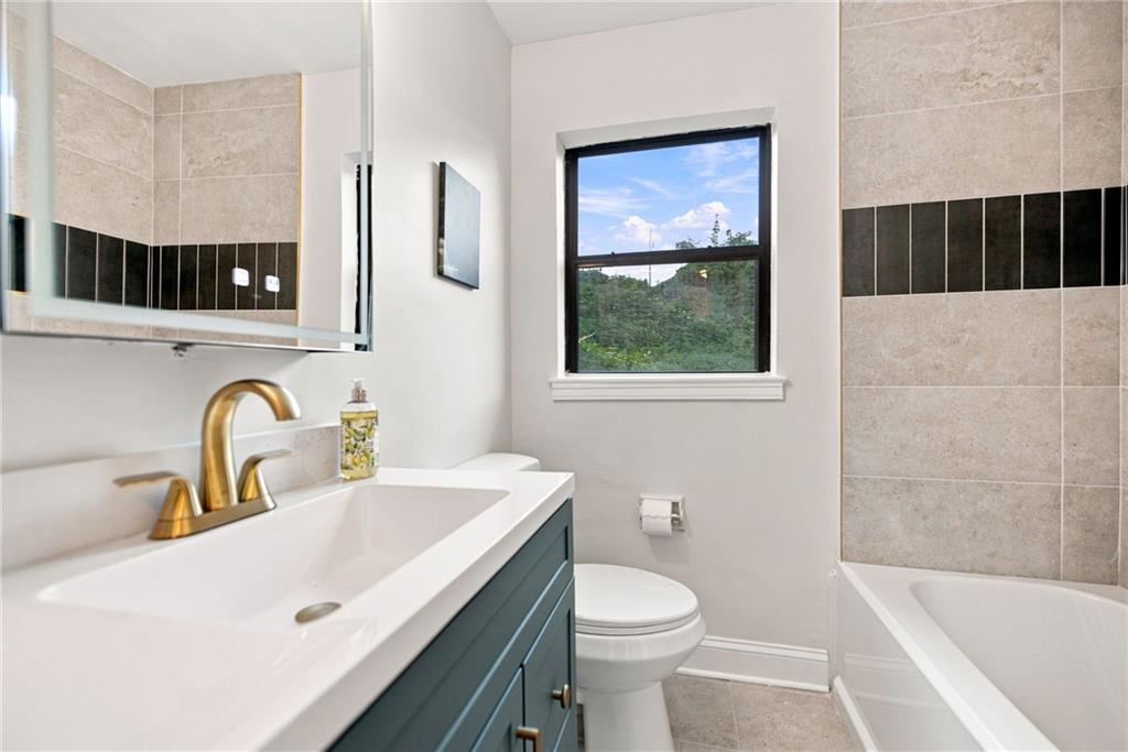 692 Argonne Avenue NE Unit 2