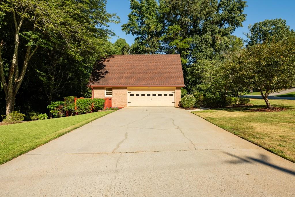 1126 Timothy Terrace
