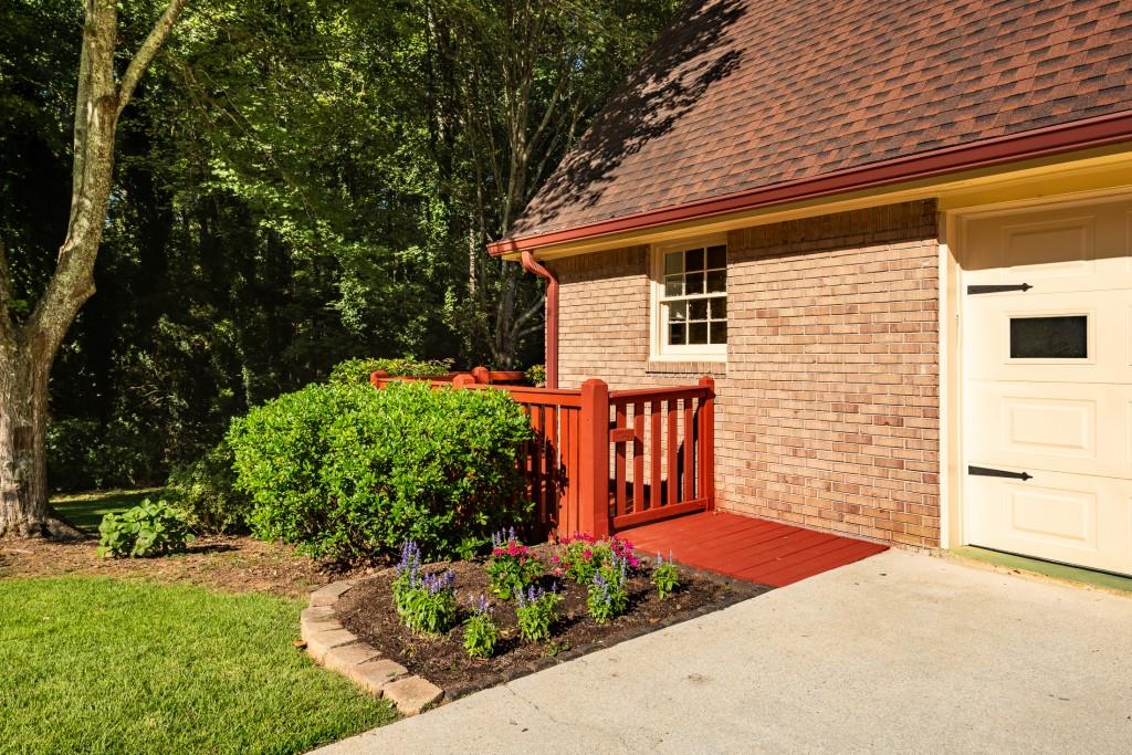 1126 Timothy Terrace