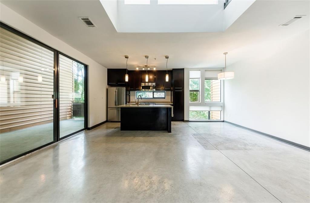 972 Dekalb Avenue NE Unit 205